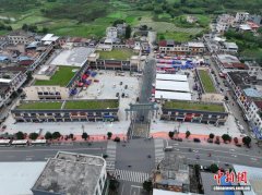 （走进中国乡村）桂湘交界处农贸市场蝶变 自然村业态“活”起来